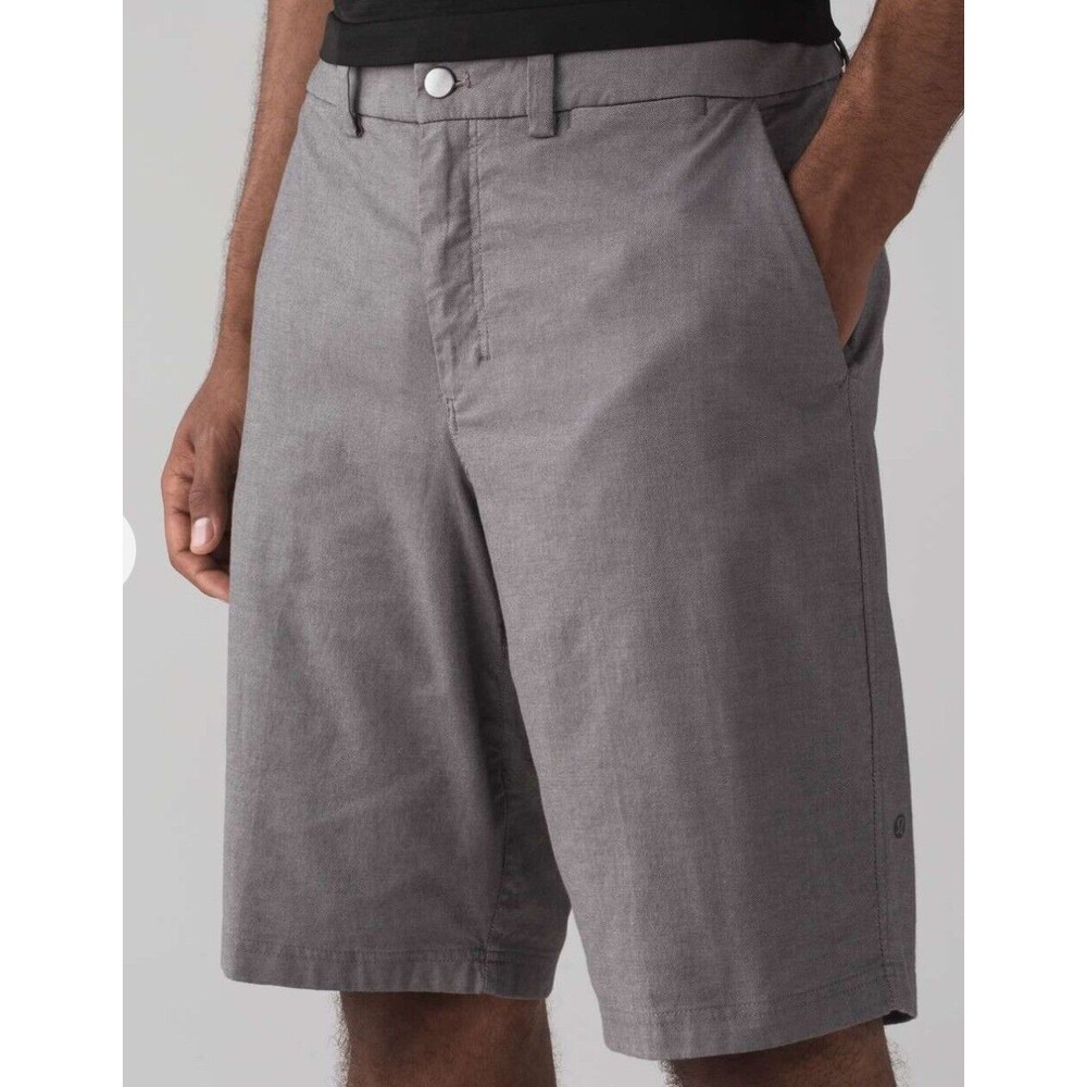 Lululemon The Works Quick Oxford Lightweight Shorts Men's Sz 30 Gray 11" Inseam